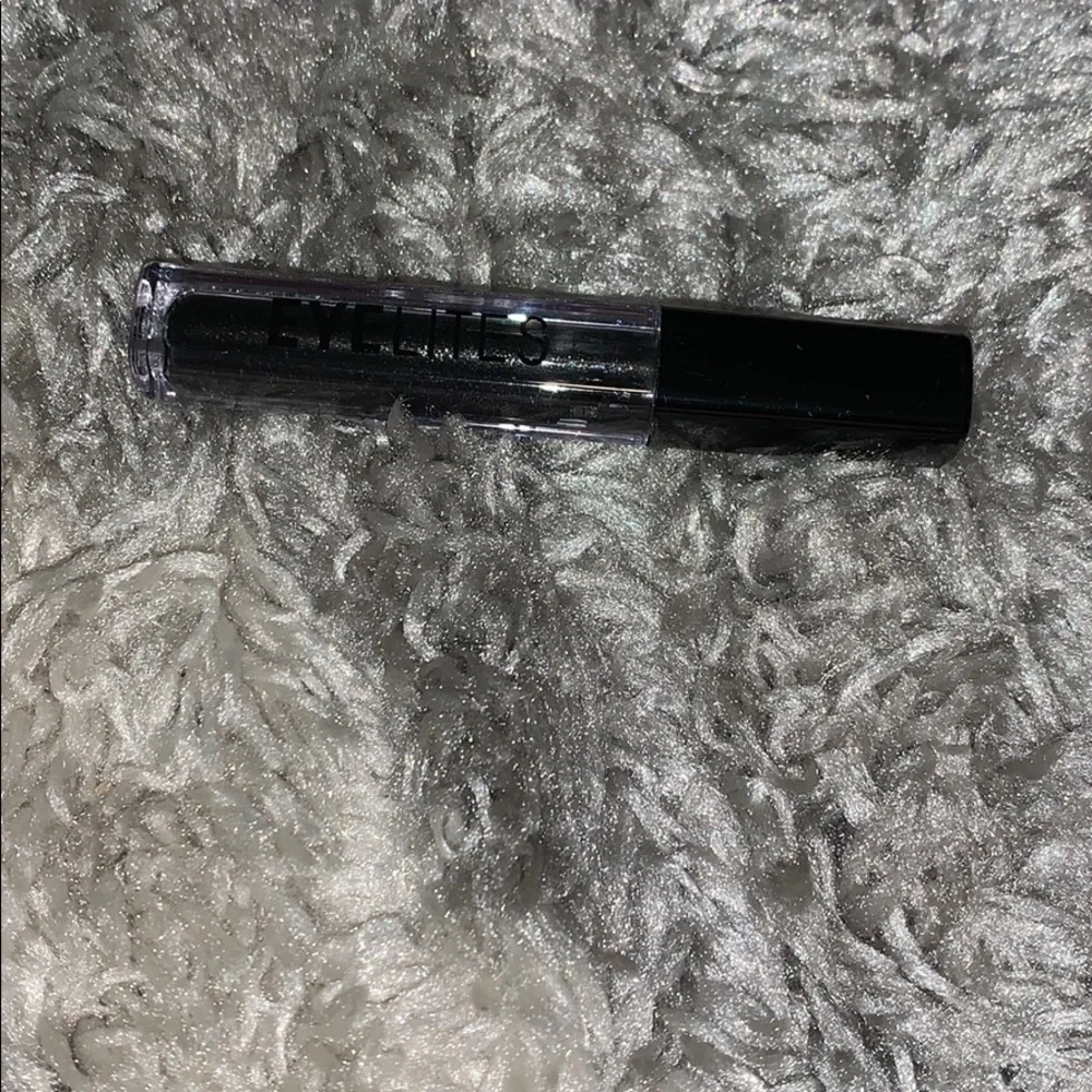 NIB Eyelites Metallic Eyeshadow